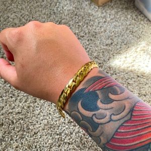 14k gold plated Cuban link bracelet